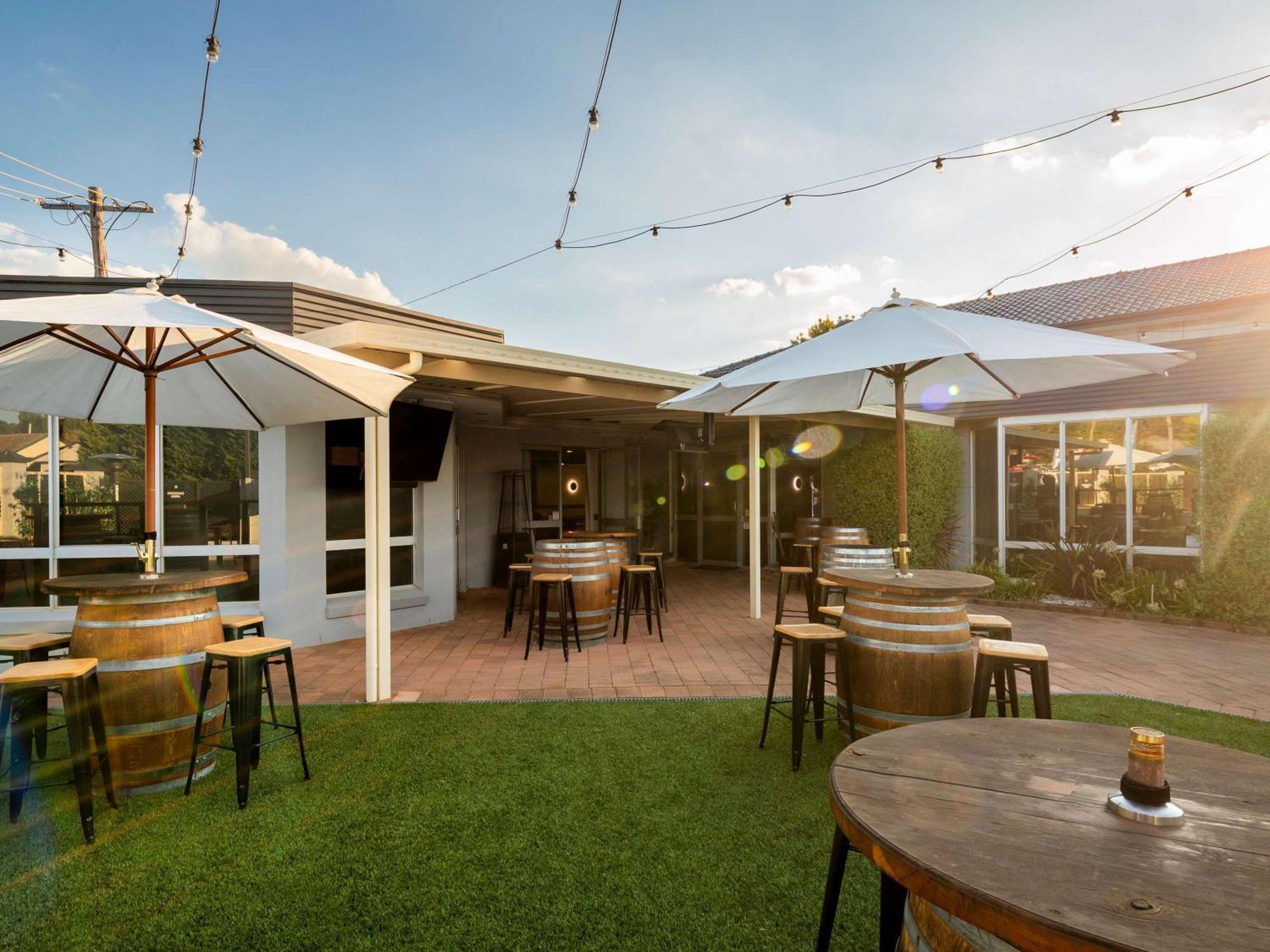 Ibis Styles Orange Hotel Exterior photo