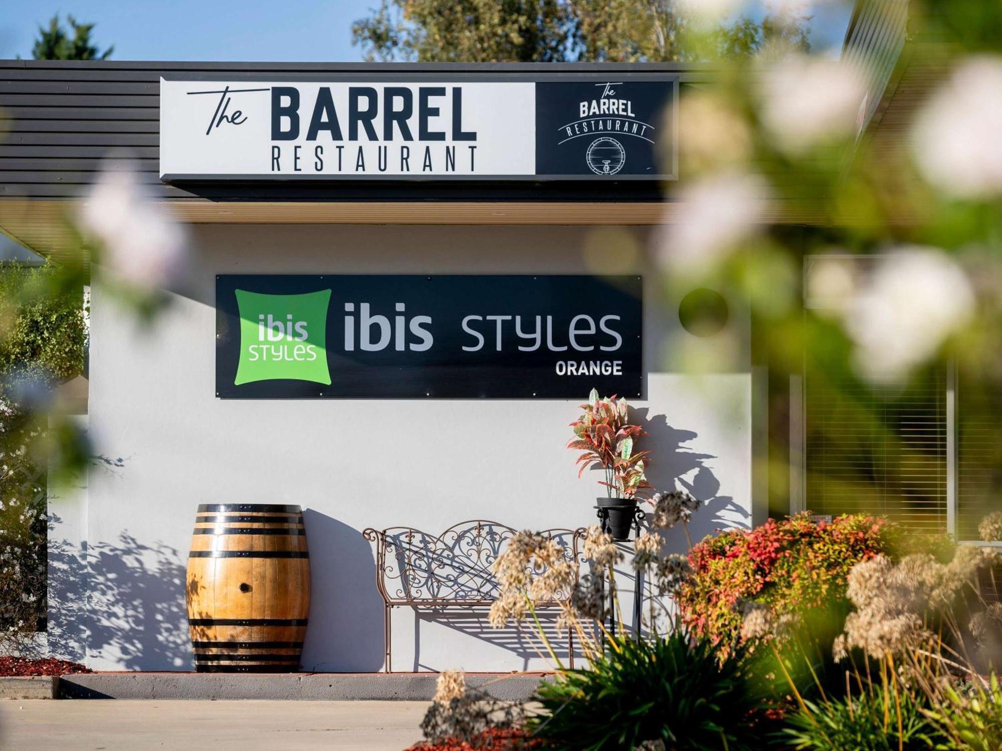 Ibis Styles Orange Hotel Exterior photo