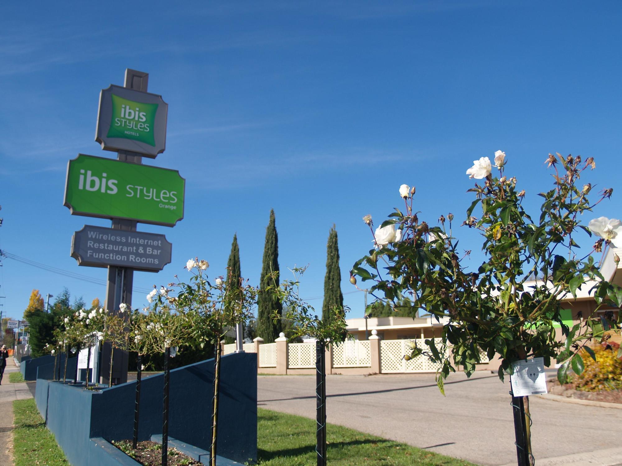 Ibis Styles Orange Hotel Exterior photo