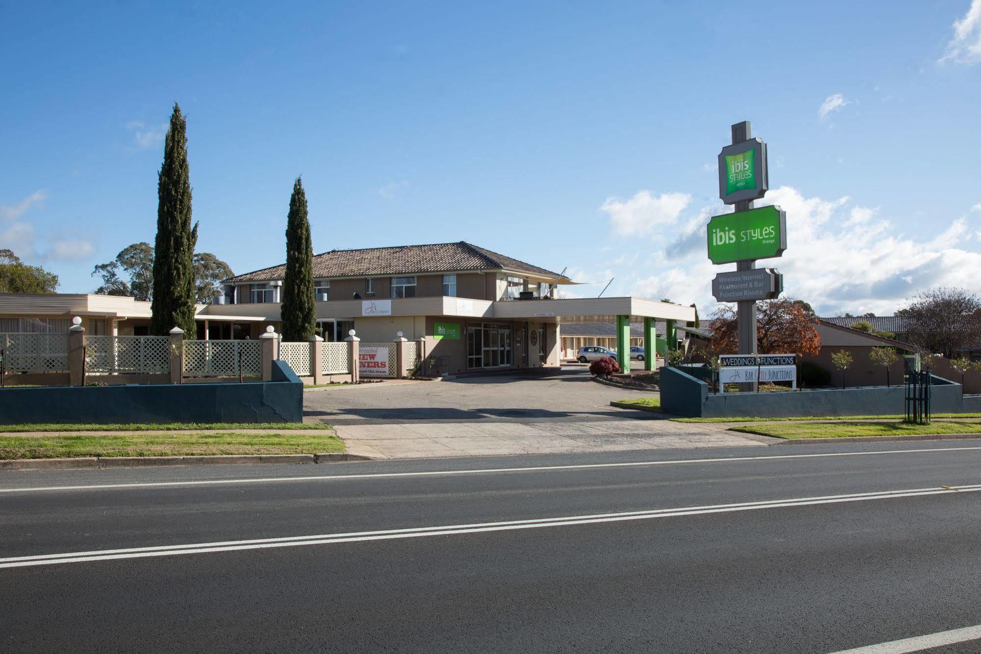 Ibis Styles Orange Hotel Exterior photo